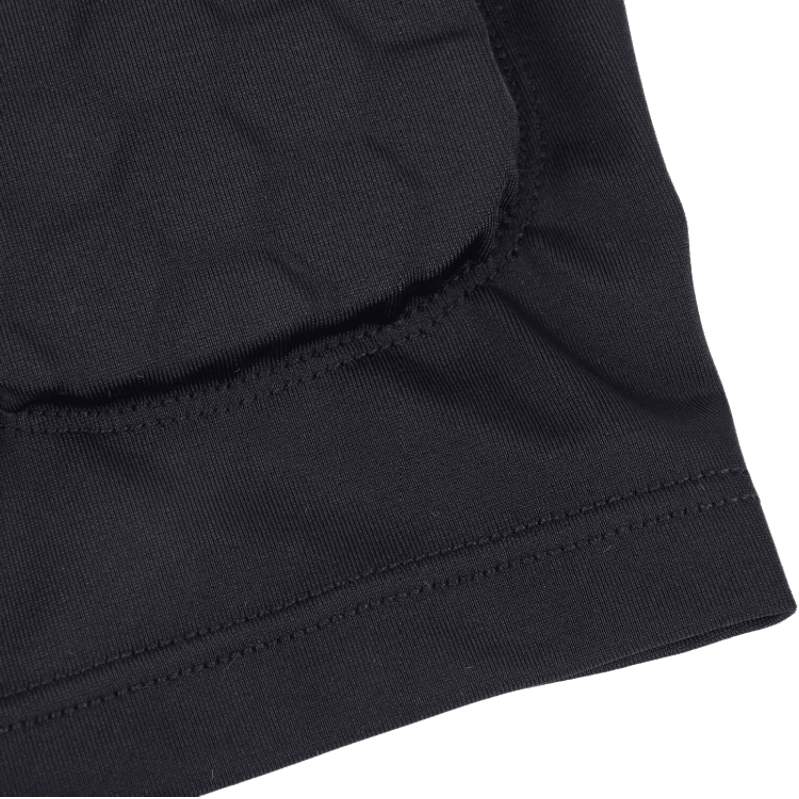 Close-up van de ribstructuur en stiksels op de zwarte stof van Prostec Ingebouwde voetbal scheenbeschermers