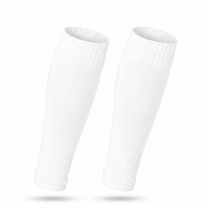 Wit Prostec sock sleeves, voetbalsokken zonder voet, een paar rechtop op witte achtergrond 